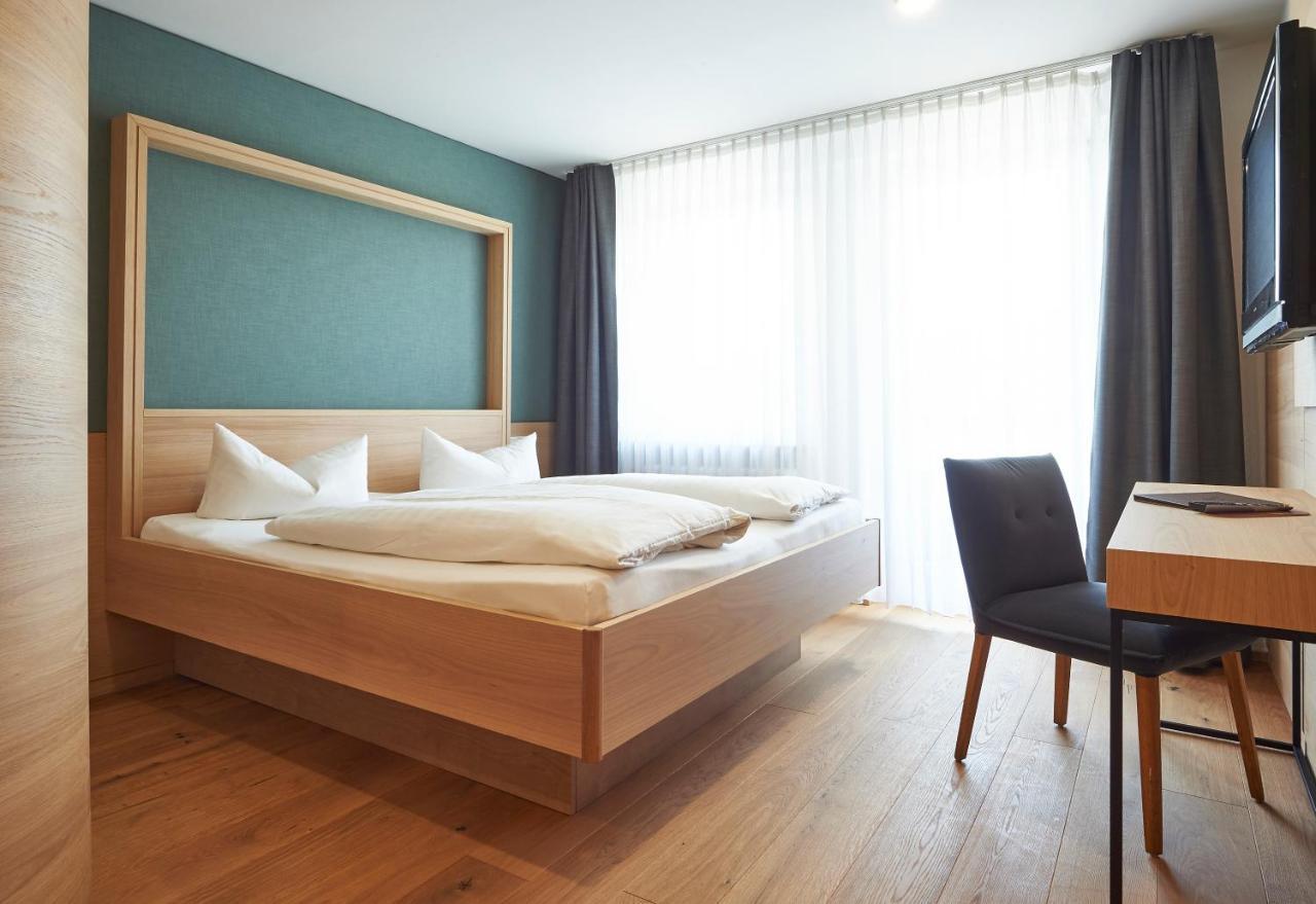 Hotel Zur Schoenen Aussicht Марктхайденфельд Экстерьер фото