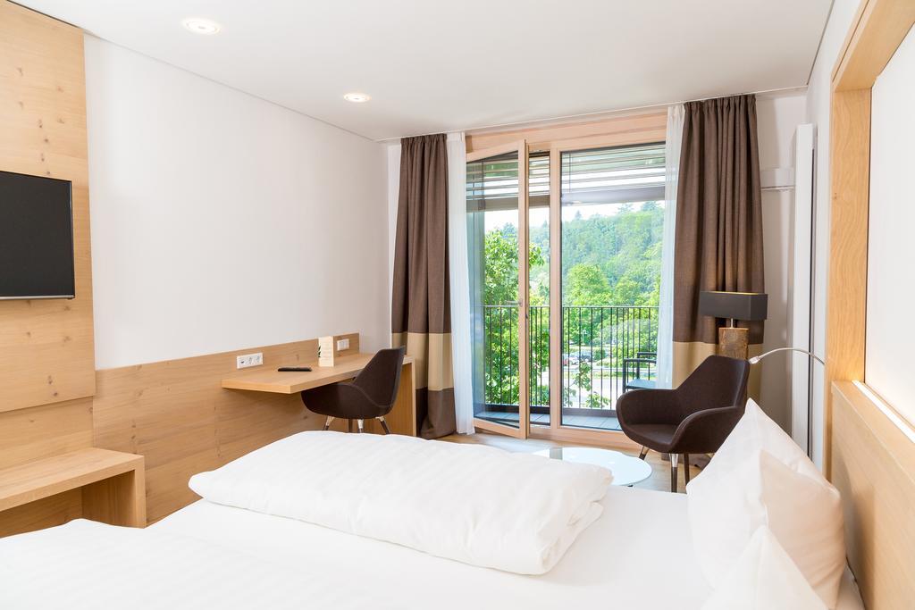 Hotel Zur Schoenen Aussicht Марктхайденфельд Экстерьер фото